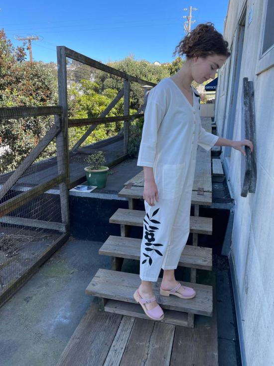  해피 프렌치 갱 점프수트 핸드페인팅  크림 - HAPPY FRENCH GANG