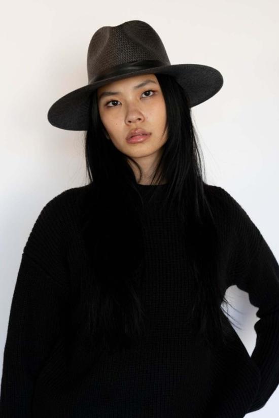  자네사레온 모자 자네사 레오네 시몬 - JANESSA LEONE