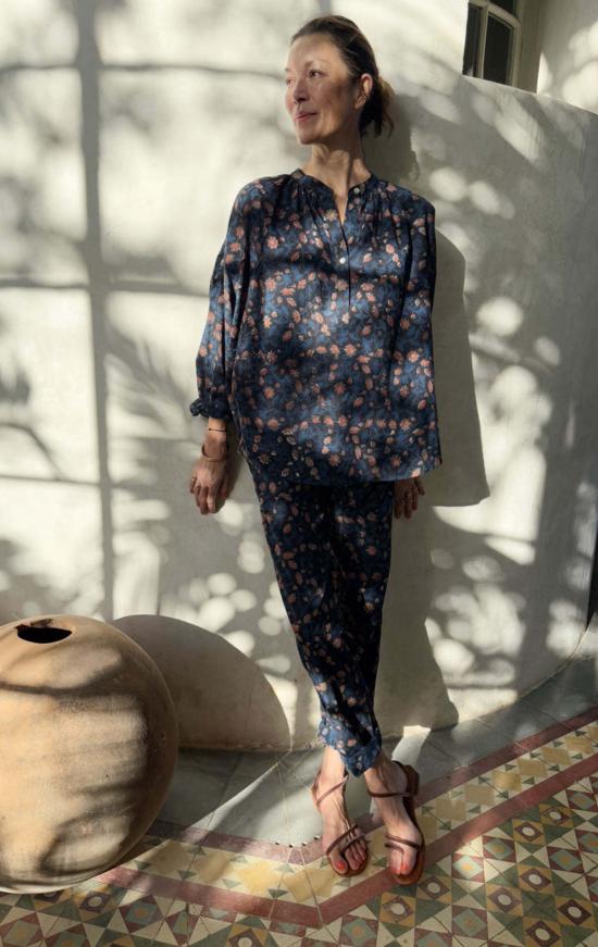  Two 스트레이트 팬츠 플로럴 프린트 드로스트링 허리  (인디고 & 클레이 색상) 2종 세트 - OTHER BRANDS