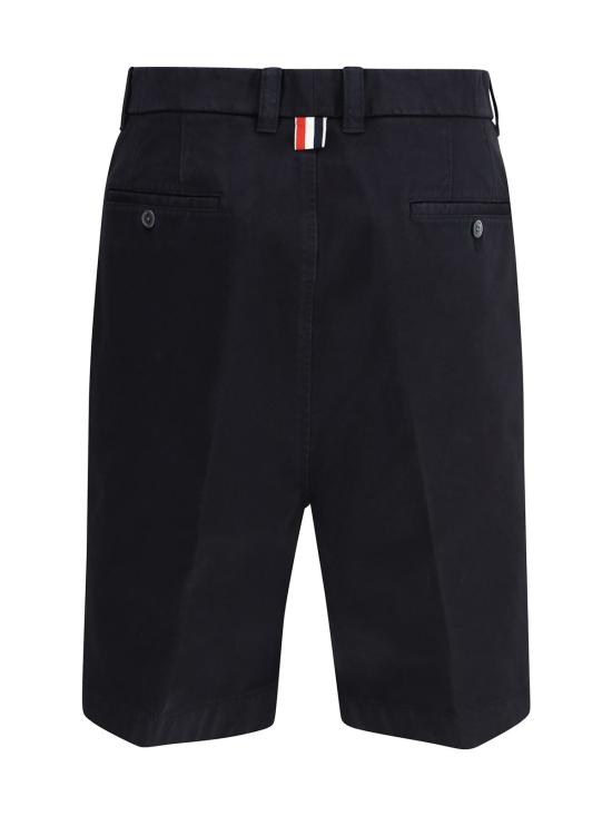  톰브라운 숏팬츠 톰 브라운 타자기 원단 유틸리티 치노 반바지 - THOM BROWNE