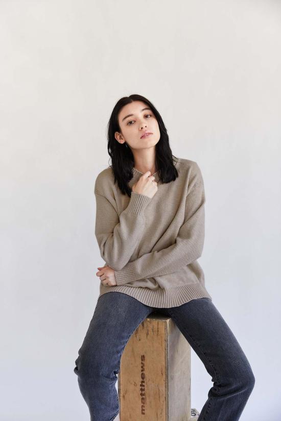  잇이즈웰 LA 스웨터 잇 이즈 웰 L.A. 보이프렌드 크루넥 - IT IS WELL L.A.