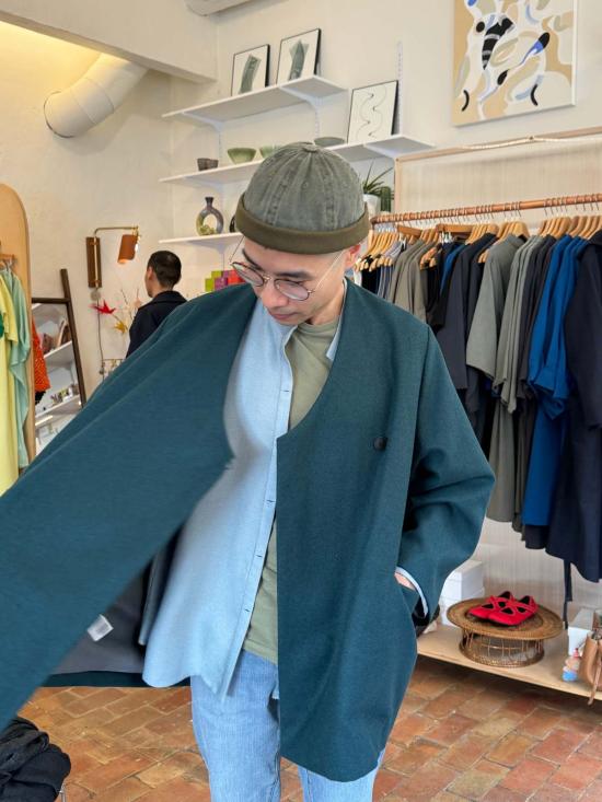  카렘 코트 Kaarem Keiki 오버랩 포켓  터콰이즈 - KAAREM