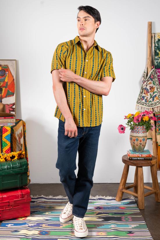  DUSHYANT. 반팔 셔츠 두샨트. 핸드 프린팅 셰릴 반팔  머스타드/틸 프린트 - DUSHYANT