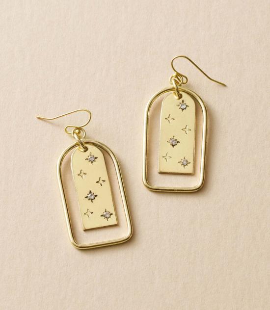  마트르 부미 이어링 시타라 스타리 아치웨이 - MATR BOOMIE