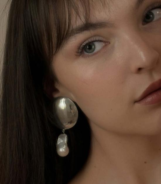  타린 토마스 이어링 바베신트 베이 귀걸이 (은)