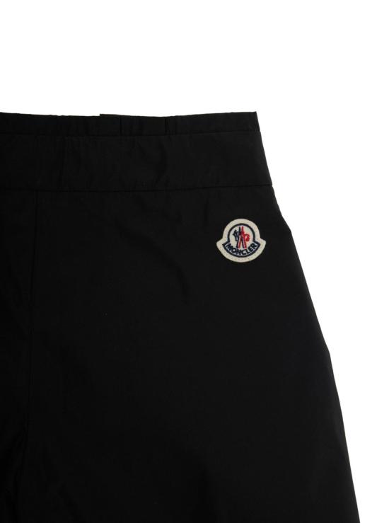  몽클레어 숏팬츠 몽클레르 로고 패치 테크 패브릭 쇼츠 블랙 - MONCLER