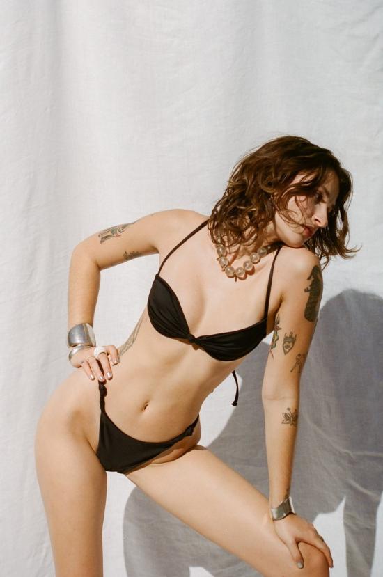  마레 퍼페투아 비키니 수영복 블로섬 바텀스 젯 블랙