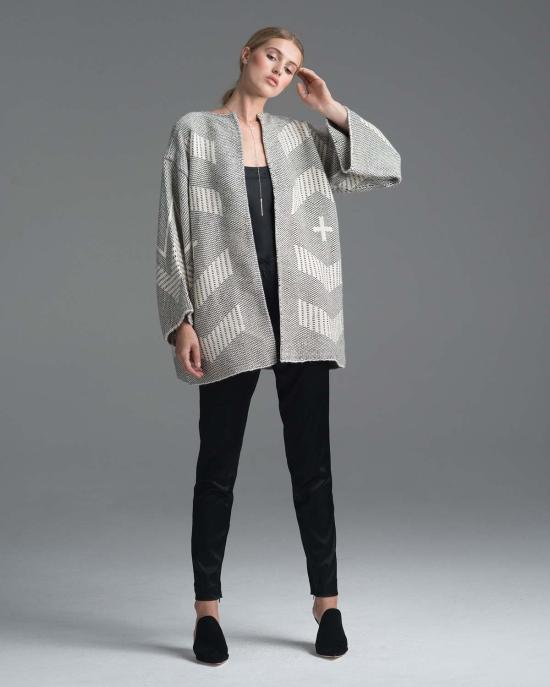  보즈 자켓 어패럴 오호스 로브 - VOZ