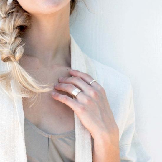  시리 한스도터 반지 시그르 워터 와이드 밴드 링 - SIRI HANSDOTTER