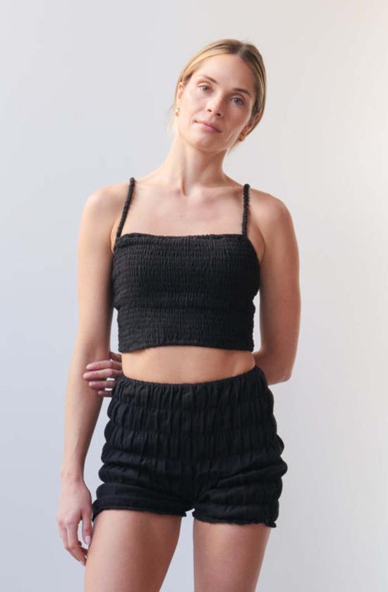  앳 던 브라 새벽에. 긴 탑 - AT DAWN.