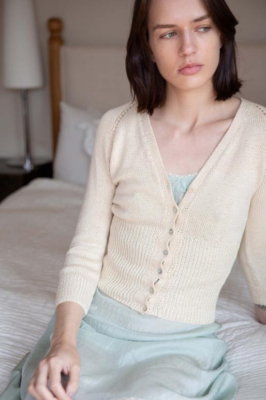  에리카 타노브 가디건 에리카 타노프 래글런 코튼  내추럴