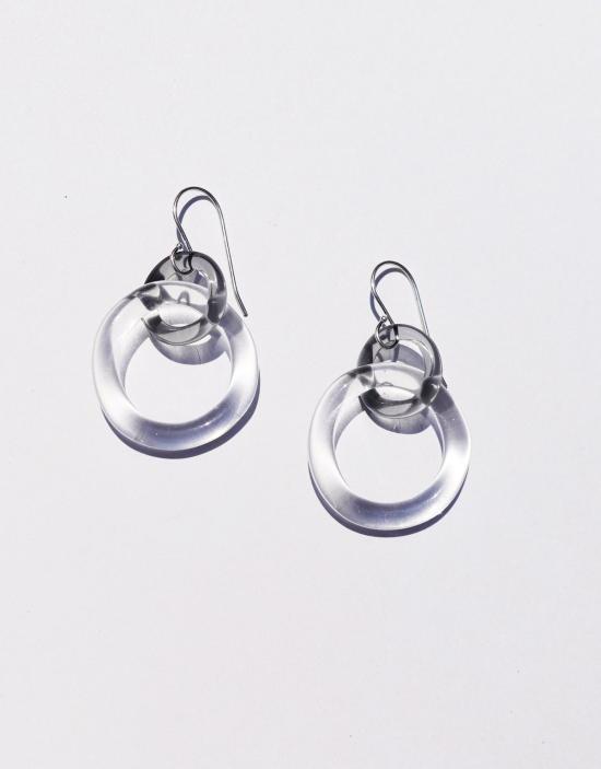  JANE D'ARENSBOURG 이어링 제인 다렌스버그 스몰 클리어 앤 그레이 후프 실버 - OTHER BRANDS