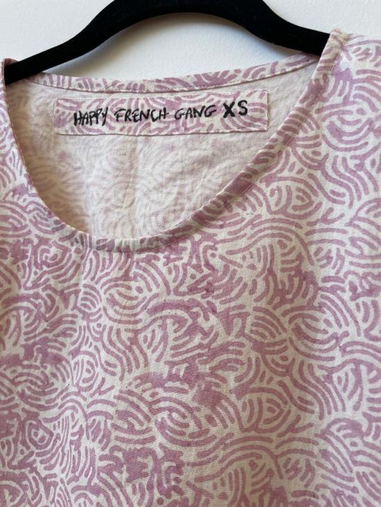  해피 프렌치 갱 블라우스 즐리아 탑 라벤더 바이브 - HAPPY FRENCH GANG