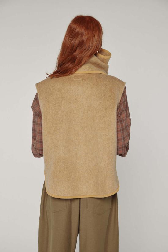  아멘테 베스트 울 혼방 스카프 조끼 캐슈 - AMENTE