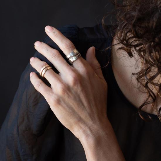  시리 한스도터 반지 투 리버스 와이드 밴드 링 - SIRI HANSDOTTER