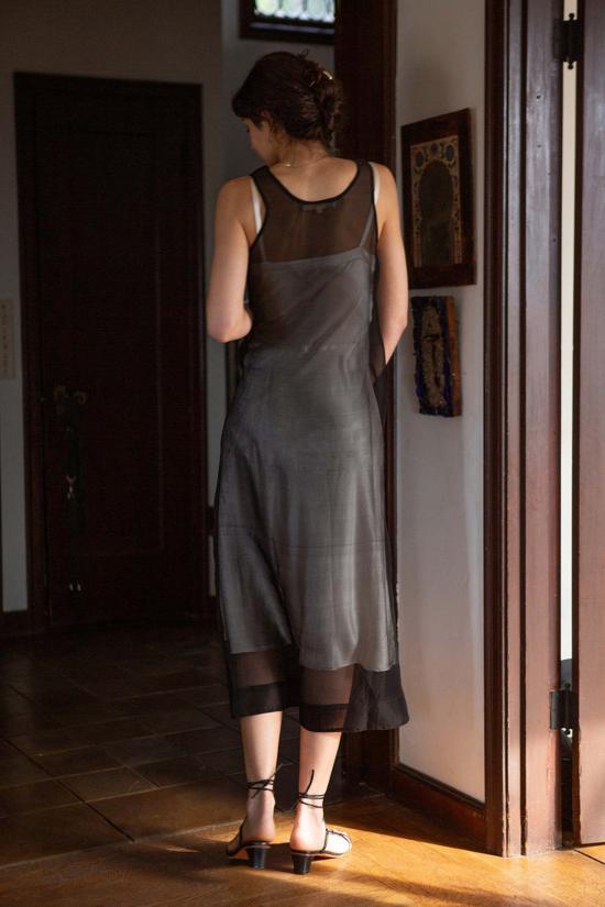  에리카 타노브 롱 원피스 에리카 타노프 가민 자수 실크 오르간자 드레스 오닉스 - ERICA TANOV