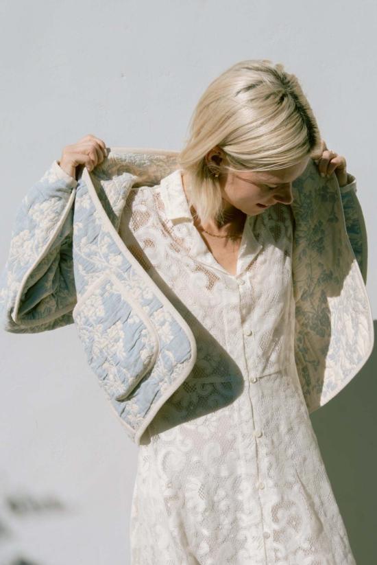  제스 미니 자켓 주니퍼 크롭 코트 콘플라워 - JESS MEANY