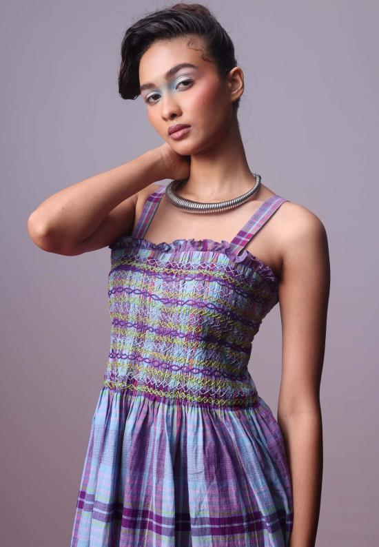  IKKIVI 롱 원피스 이키비 라마라 스모크 드레스 - IKKIVI