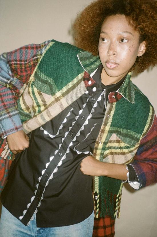  Carleen 셔츠 칼린 릭랙 퍼펙트 셔츠 - CARLEEN