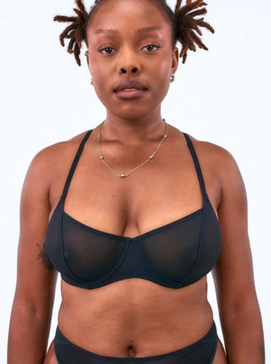  라 피유 도 브라 라 필 드 오 커밍 업  블랙