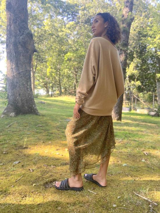  예세이트 스웨터 Yesaet Weyzerit 돌만 - YESAET