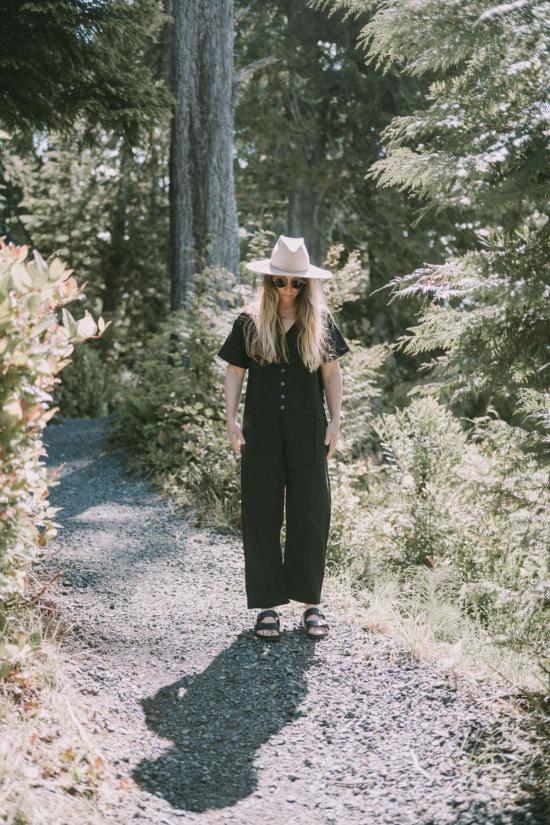  Happy French Gang 점프수트 해피프렌치갱 반팔 라이트  블랙 - OTHER BRANDS