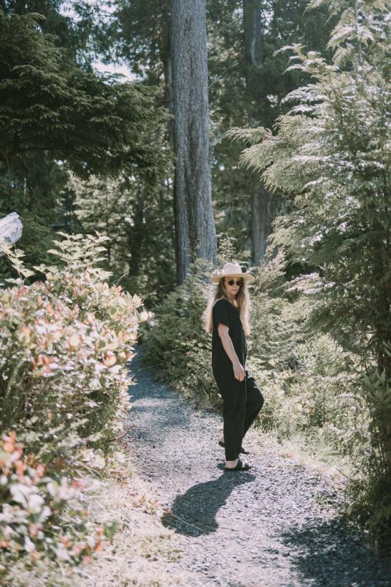  Happy French Gang 점프수트 해피프렌치갱 반팔 라이트  블랙 - OTHER BRANDS