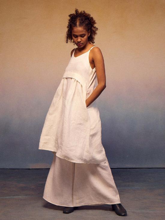  IKKIVI 롱 원피스 Ikkivi 아이보리 폰디 세트 오프 화이트