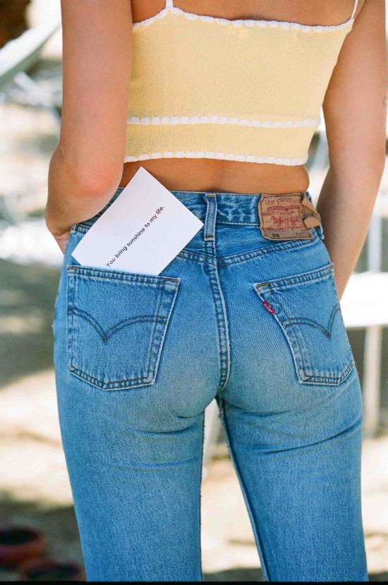  메릿 찰스 민소매 티셔츠 타이니 탈룰라 우븐 크롭탑 옐로우 - MERRITT CHARLES