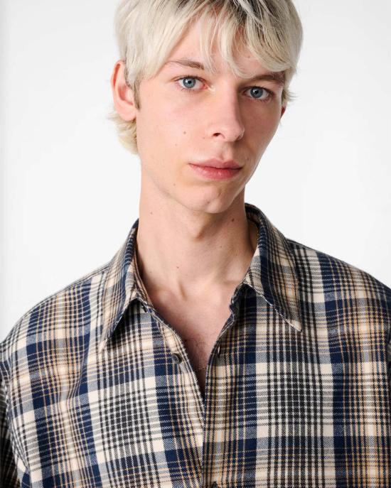  스튜디오 니콜슨 긴팔 셔츠 뷰 브러시드 체크 레귤러핏  네이비/오트밀 - STUDIO NICHOLSON