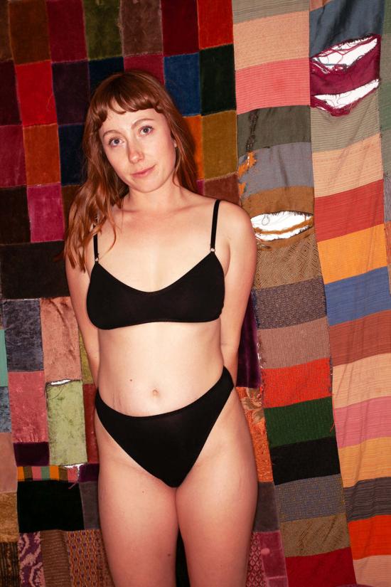  카이 인티메이츠 브라 리클라인 뱀부 풀오버  블랙 - KYE INTIMATES