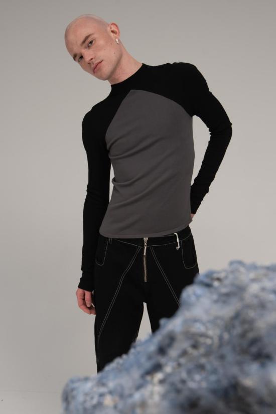  팡 뉴욕 긴팔 티셔츠 팡 NYC 하프 크로스 모크넥 긴팔 상의 블랙 - FANG NYC