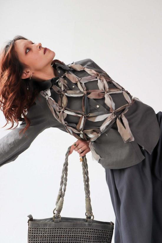  카렘 블라우스 커넥트 2 핸드니트 실크 크롭 홀터넥 타이 탑 - KAAREM