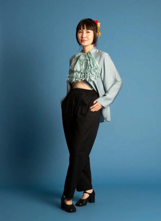  카렘 블라우스 커넥트 2 핸드니트 실크 크롭 홀터넥 타이 탑 - KAAREM