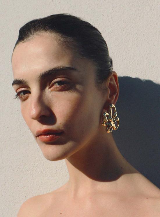  줄리 테브노 이어링 사이키델리아 대형 금 귀걸이