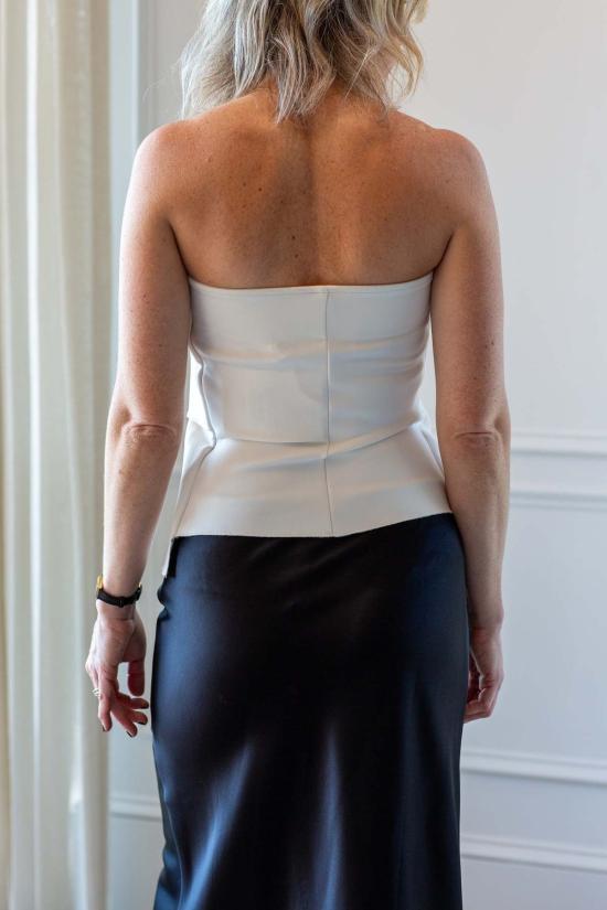  하우스 오브 다그마르 민소매 티셔츠 하우스 오브 다그마 조각 튜브 탑 - HOUSE OF DAGMAR