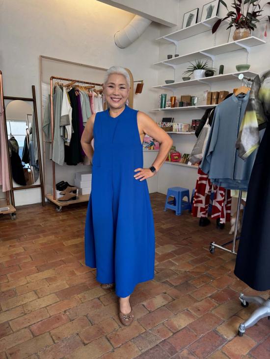  KAAREM 점프수트 카렘 페탈 블룸 하이 칼라 테이퍼드