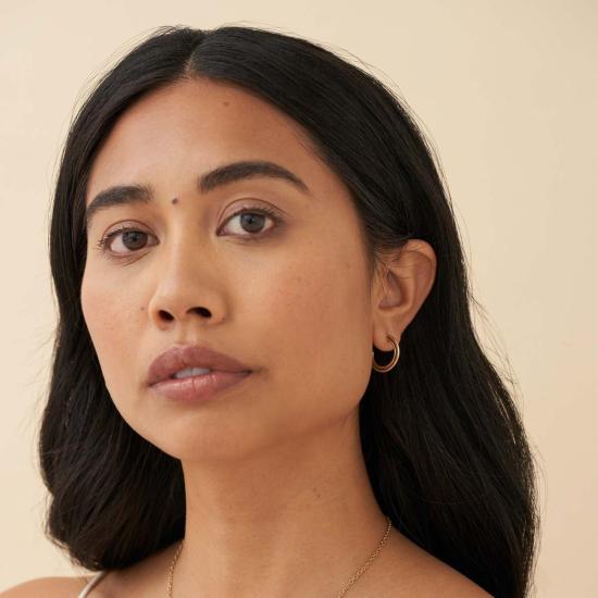  케이시 페레즈 이어링 스몰 아크 후프  실버 - CASEY PEREZ