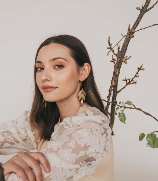  마트르 부미 이어링 자멜리 잎 샹들리에 귀걸이