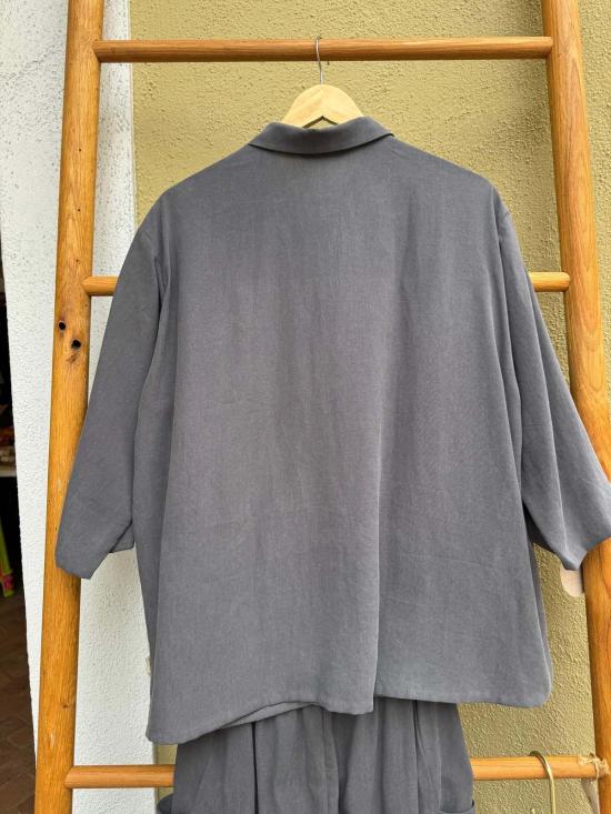  KAAREM 셔츠 카렘 소트 3/4 소매 버튼업 포켓 셔츠 (남녀공용) 차콜 색상 - KAAREM