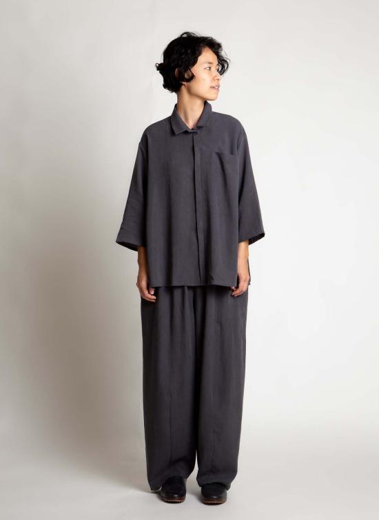  KAAREM 셔츠 카렘 소트 3/4 소매 버튼업 포켓 셔츠 (남녀공용) 차콜 색상 - KAAREM