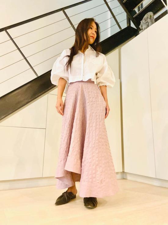  예세이트 롱 스커트 예사엣 자자라 하이로우 스커트 - YESAET