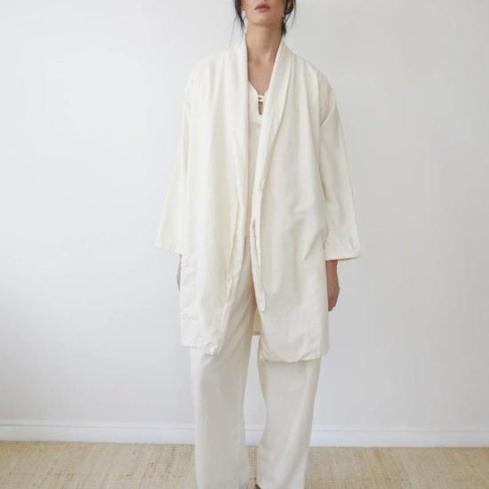  울 하이드 트렌치 코트 트윌 타이 트렌치 클레이/내추럴