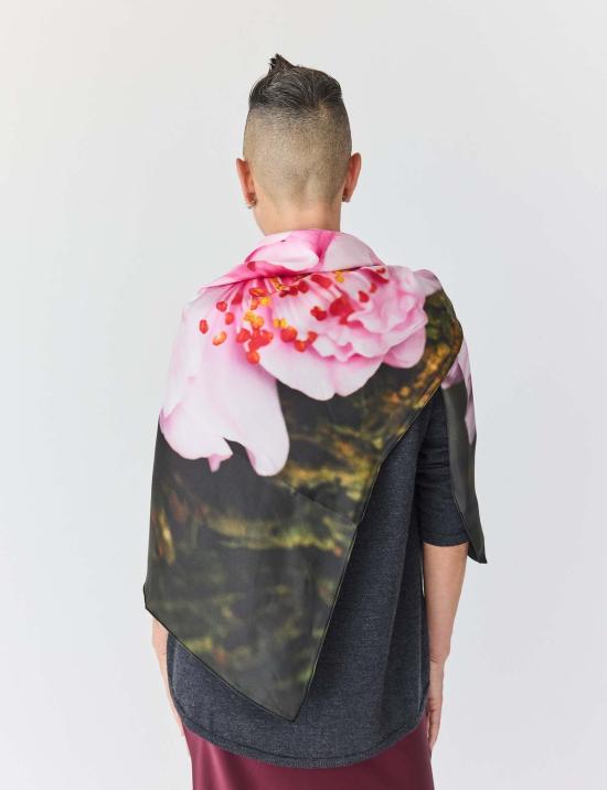  린제이 니콜라스 뉴욕 머플러/스카프 린지 니콜라스 뉴욕 벚꽃 실크 스카프 - LINDSAY NICHOLAS NEW YORK