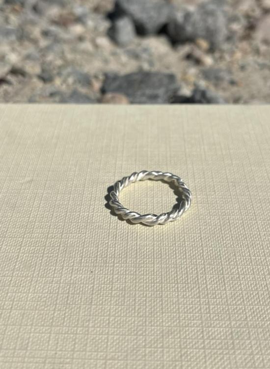  로컬 셰이드 반지 두꺼운 트위스트 링