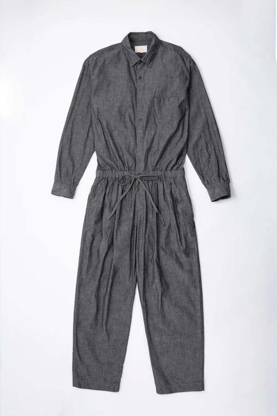  요코 사카모토 점프수트 샴브레이