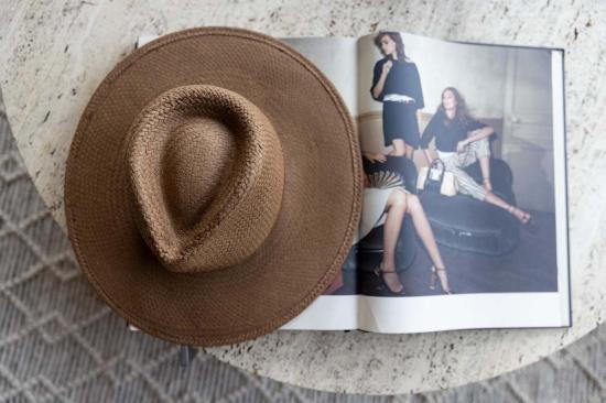  자네사레온 모자 Janessa Leone 셔먼 - JANESSA LEONE