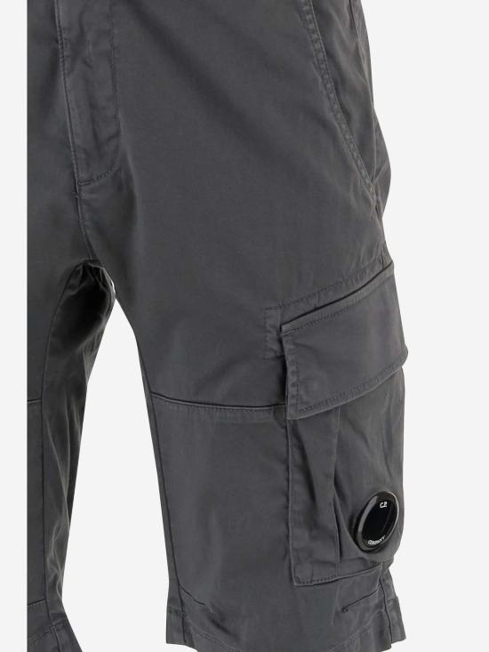  씨피 컴퍼니 숏팬츠 C.P. 컴퍼니 스트레치 코튼 반바지 (회색) - C.P. COMPANY