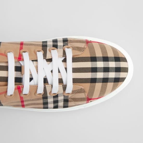 26SS 버버리 체크 레더 스니커즈 8049777131833 A7026 ARCHBEIGE - BURBERRY