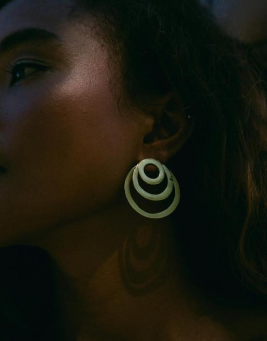  Sesotunawa 이어링 세소투나와 멀티 후피  브라스 - OTHER BRANDS